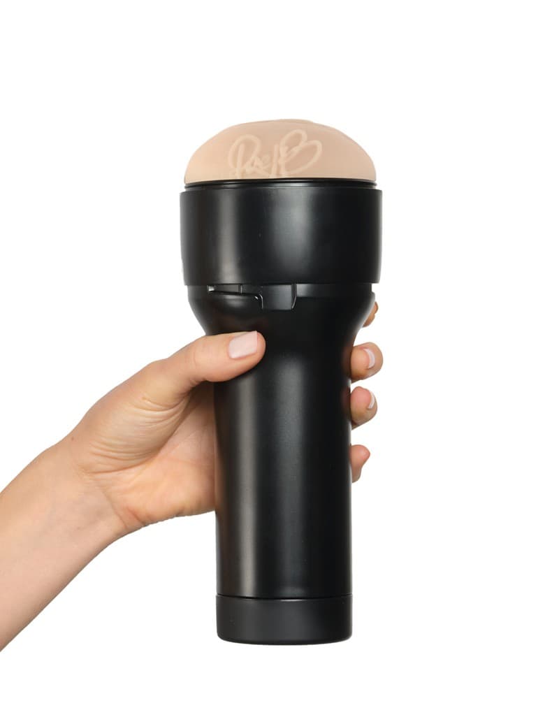 Kiiroo - FeelStar Stroker - Rae Lil Black 7