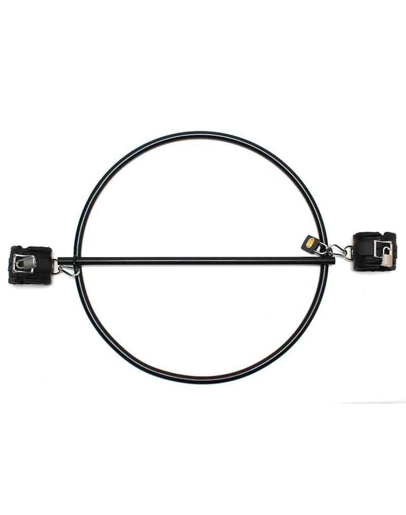 Rimba Restraint Ring met leren boeien en hangslot 8