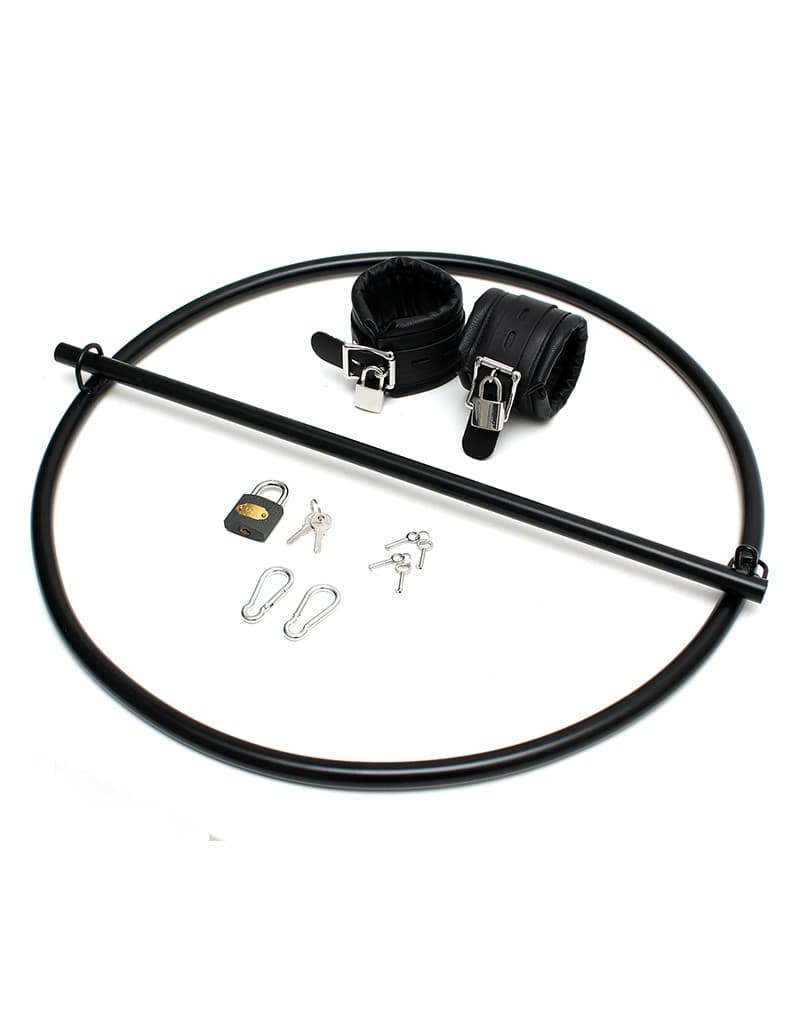 Rimba Restraint Ring met leren boeien en hangslot